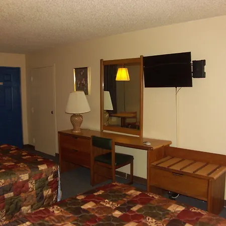 Deerwood Inn & Madison Campground-2